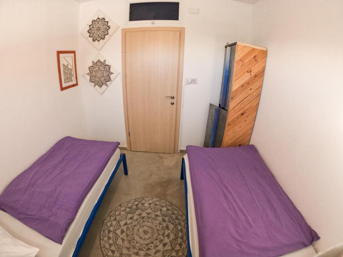 Odem Guest House Bagian luar foto